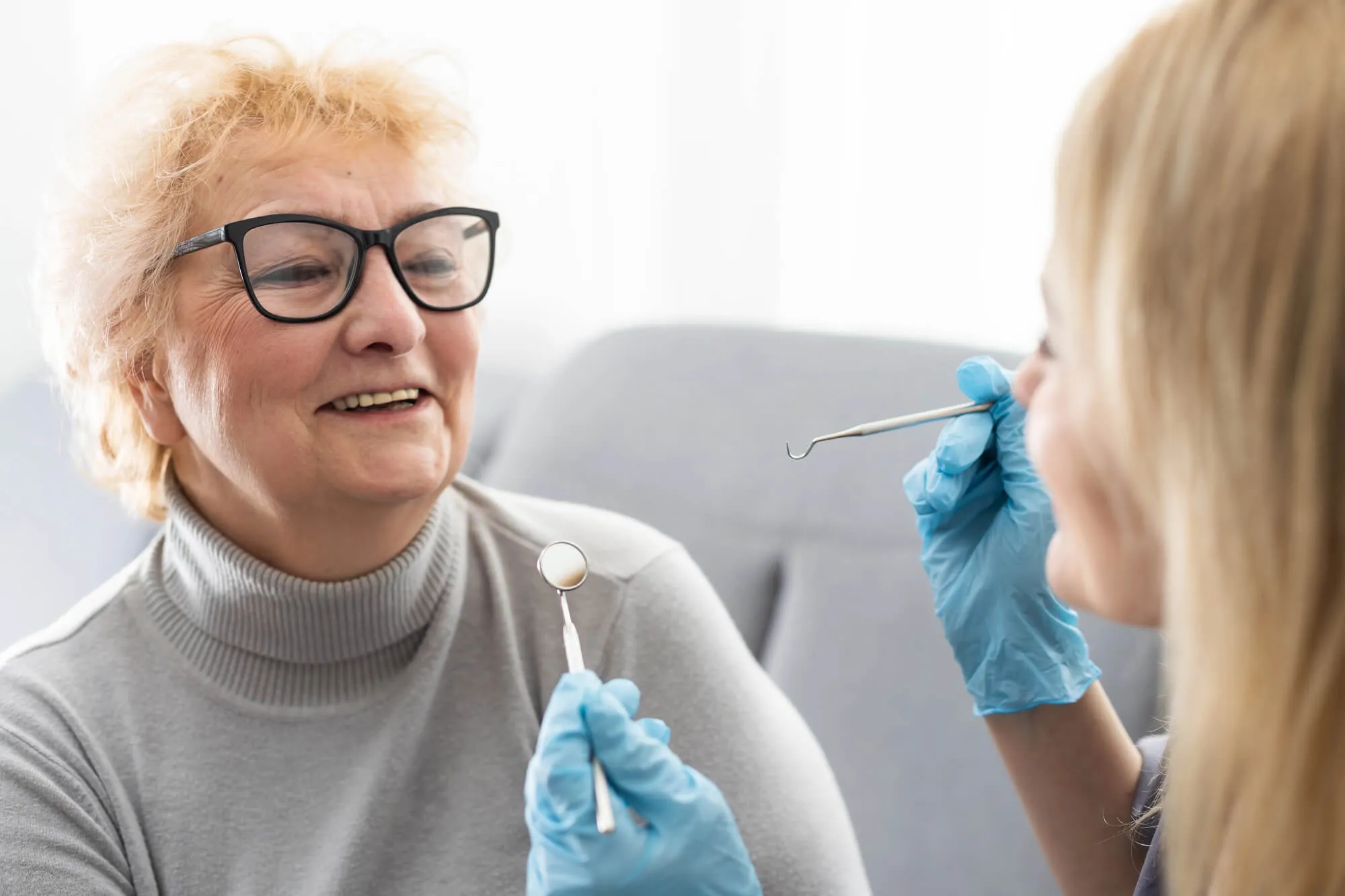 Dentist in East Boca Raton about to perform oral exam